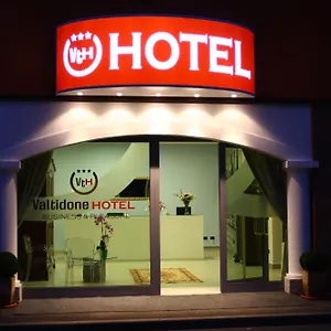 Hotel Valtidone