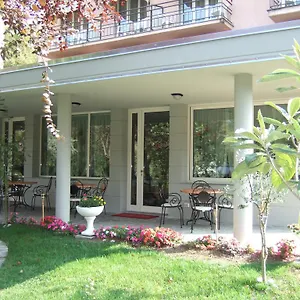 Hotel Elvira